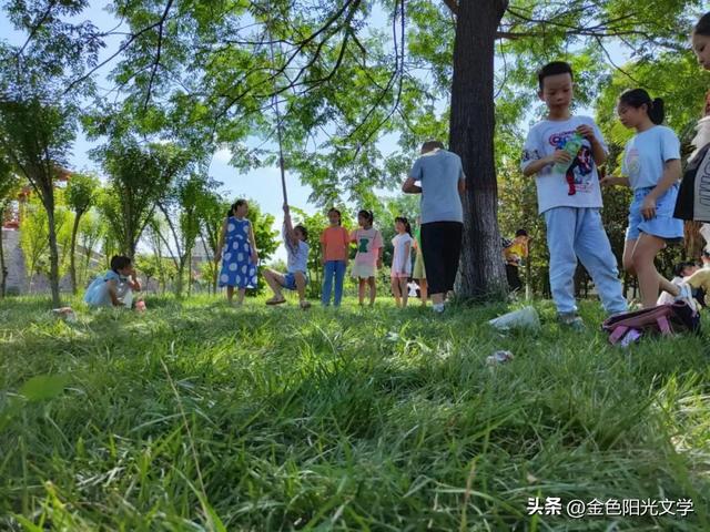 八一征文作文400字（征文作文400字四年级）