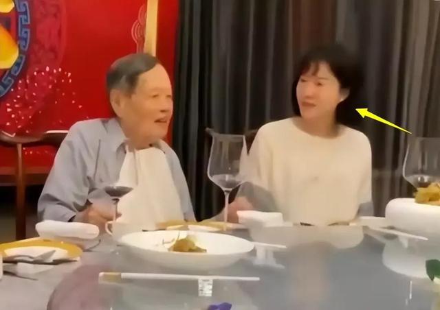伉俪情深的意思是什么，伉俪情深的意思是什么生肖
