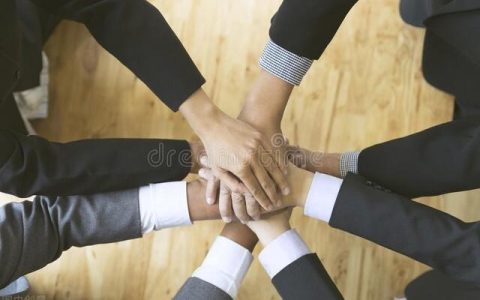 令我敬佩的人作文600字，令我敬佩的人作文600字清洁工！